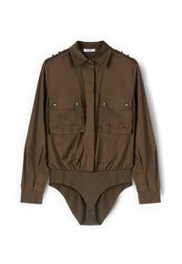 Hnědý body s předním zapínáním na knoflíky, dlouhými rukávy, dvěma náprsními kapsami a akcenty na ramenou. Hladká tkanina s jemným leskem.