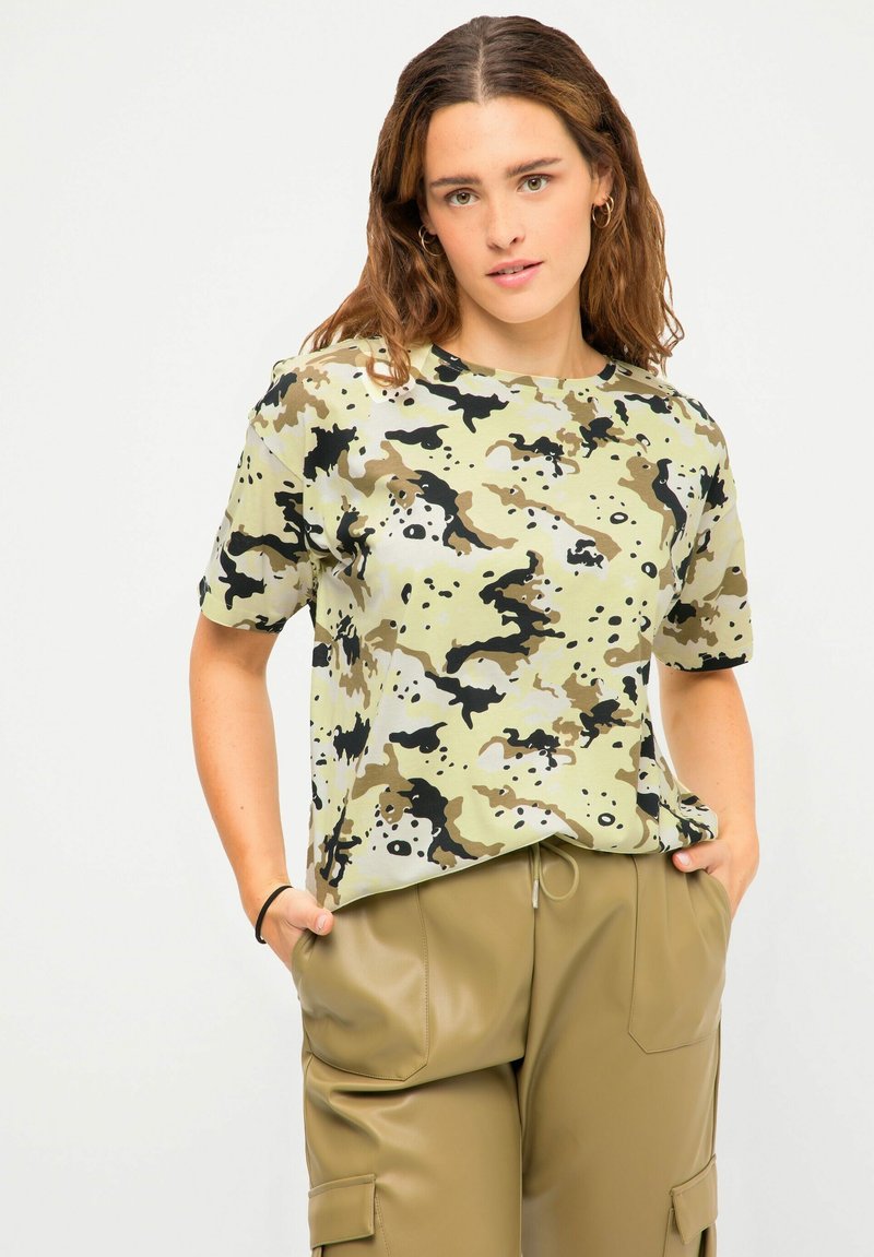 Studio Untold T-Shirt Oversized-Shirt Fanta Halbarm