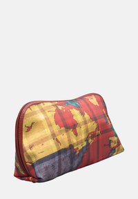 Borsa cosmetica con cerniera con stampa di mappa multicolore, caratterizzata da tonalità gialle, rosse e blu su uno sfondo a quadri. Tessuto strutturato.