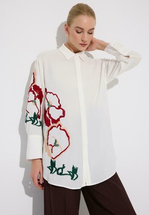 EMBROIDERED - Overhemdblouse - ecru