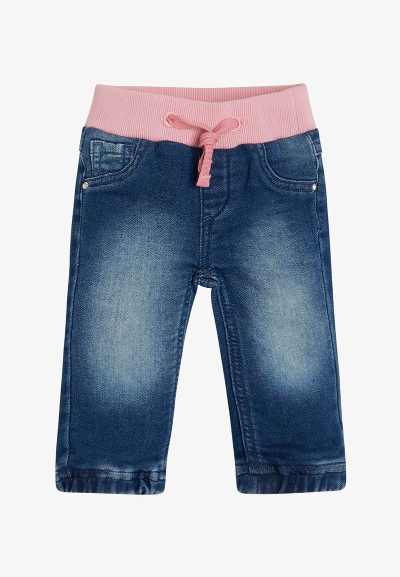 Jean en denim pour tout-petit avec devant délavé, ceinture élastique rose et cordon rose à nouer.