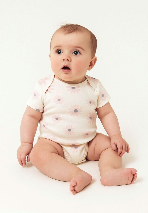 7 PACK SHORT SLEEVE - Body