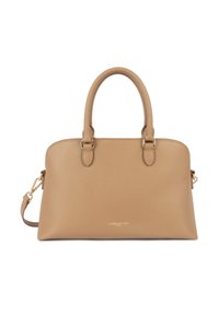 Sac à main en cuir beige avec une forme structurée, deux poignées supérieures, une bandoulière réglable, des accessoires en métal doré et un logo imprimé à l'avant.