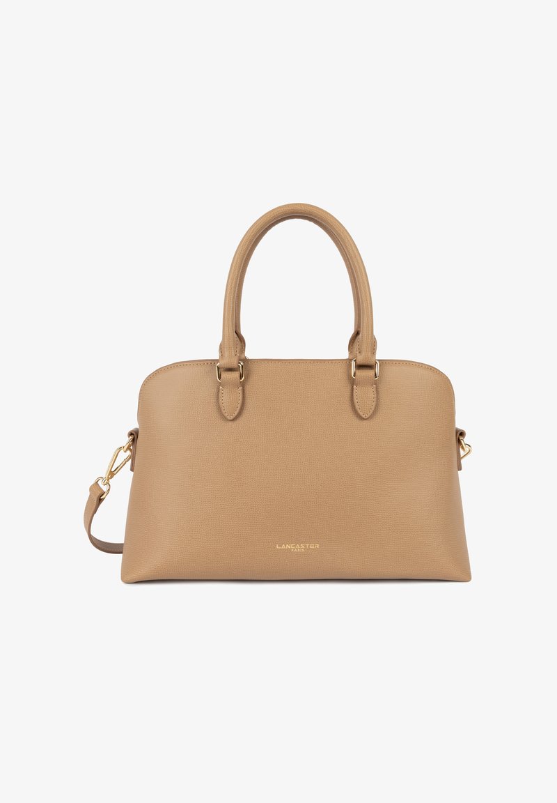 Borsa a mano in pelle beige con forma strutturata, doppi manici superiori, tracolla regolabile, hardware dorato e dettaglio con logo impresso sulla parte anteriore.