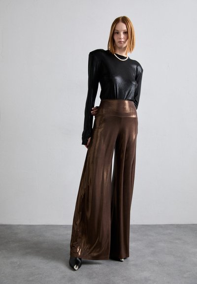 Norma Kamali ELEPHANT PANT - Stoffhose - chocolate