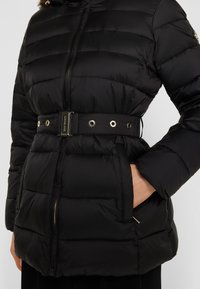 MICHAEL Michael Kors TRIMMED BELTED JACKET - Casaco de inverno - black