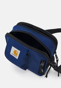 Carhartt WIP ESSENTIALS BAG SMALL UNISEX - Borsa a tracolla - elder