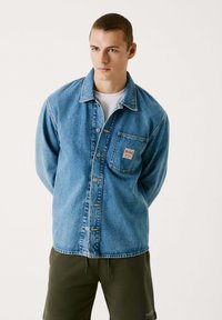 Red Bull Racing x Pepe Jeans - Pluus - rbr light blue rigid denim Väikepilt 1