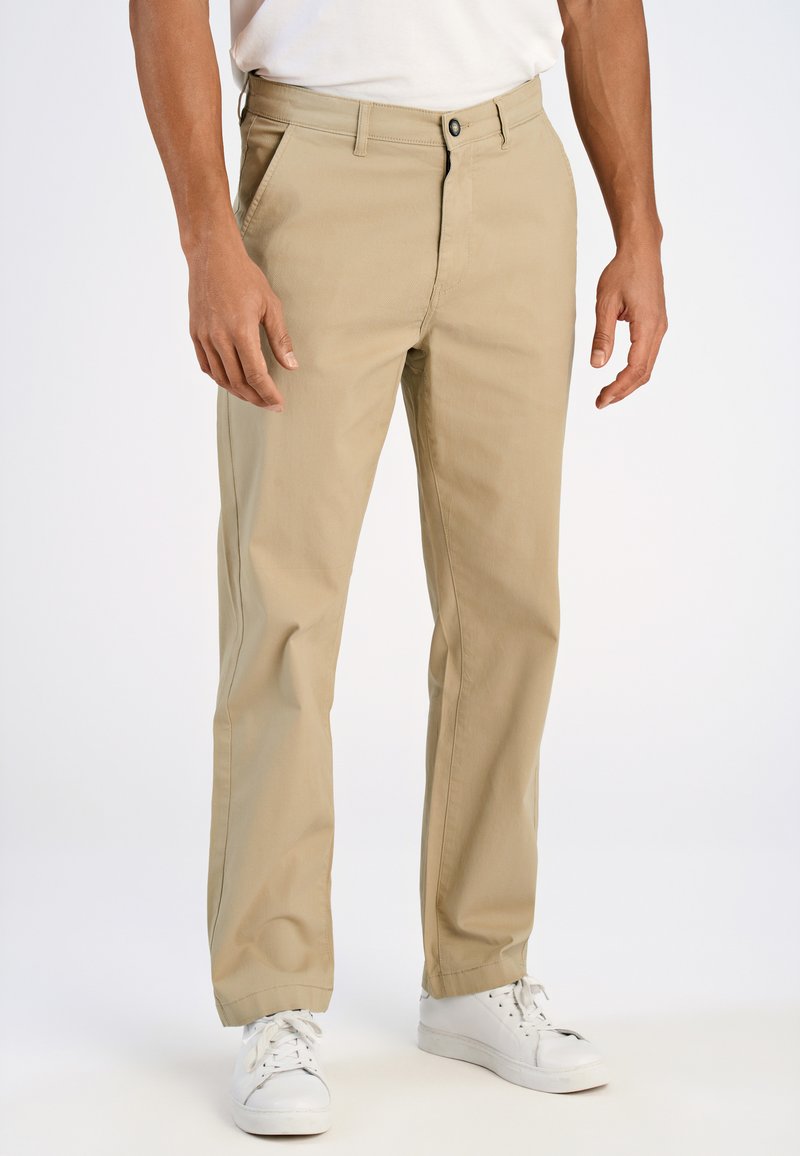 Lindbergh Chinos - sand