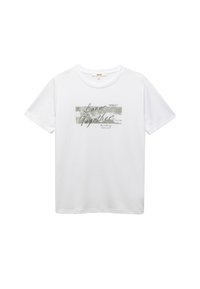 Camiseta de algodón blanca con cuello redondo, manga corta y un diseño gráfico impreso que presenta las palabras "Amor Juntos" en una mezcla de estilos.