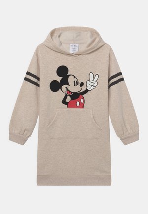 Beige hættetrøjekjole med lomme foran, sorte striber på ærmerne og grafik af Mickey Mouse, der viser fredstegn.