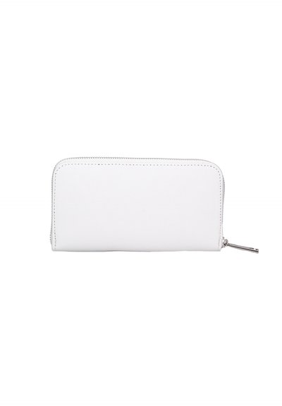 Portefeuille rectangulaire en cuir blanc avec couture visible et tirette zippée en métal argenté, présenté sur fond blanc.