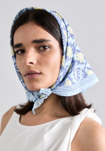 Palomo PALOMO X ZALANDO EXCLUSIVE VERBENA POCKET SQUARE UNISEX - Foulard - blue