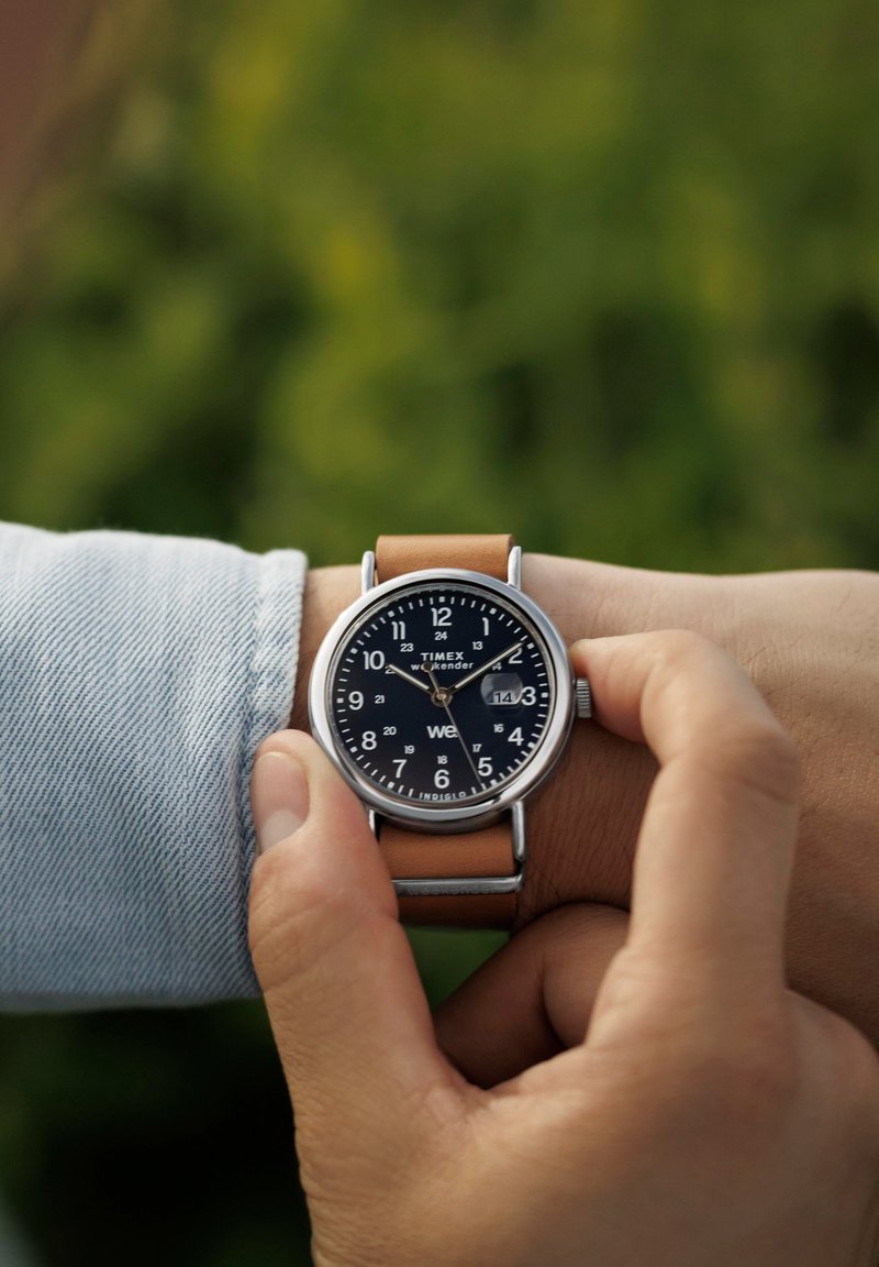 Timex Orologio Analogico Quarzo Uomo con Cinturino in Pelle TW2R50100JT