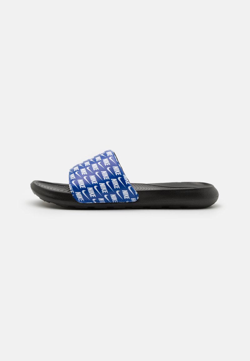 Nike Sportswear VICTORI ONE SLIDE - Strandpapucsok és -szandálok - game royal/black