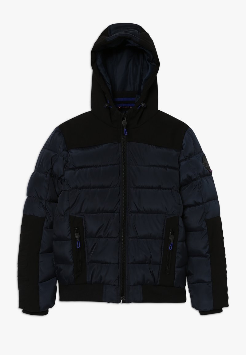 Mörkblå pufferjacka med svarta paneler på axlarna, dragkedjefickor, huva och elastiska ärmslut; har en kviltad textur och strömlinjeformad design.