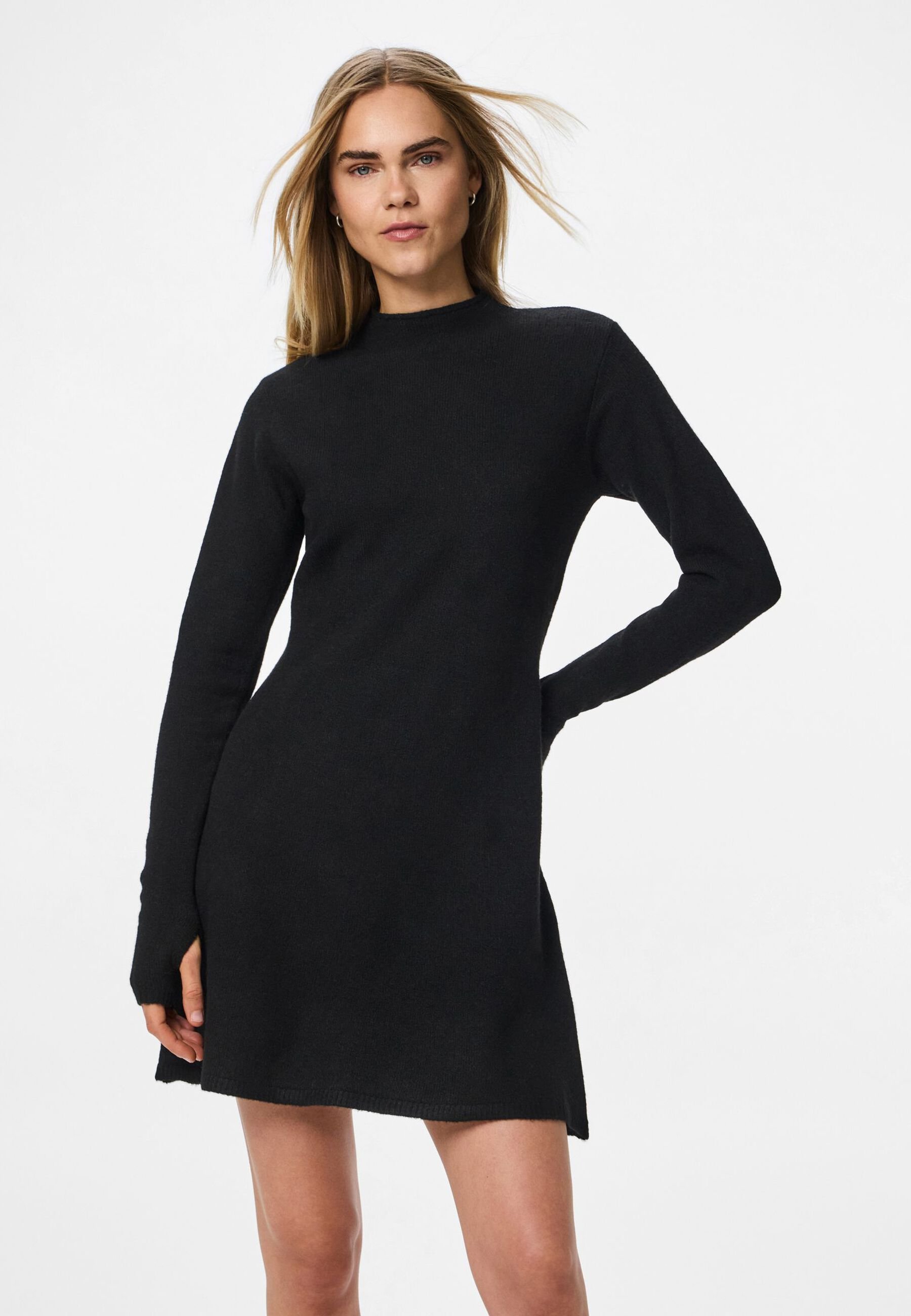 Pieces PCJUNNA MOCK NECK MINI - Jumper dress - black - Zalando.co.uk