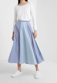 WEEKEND MaxMara Pullover - white