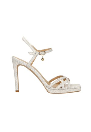 Sandals - beige