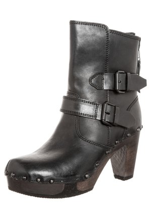 High heeled ankle boots - black