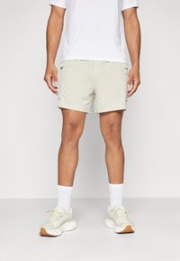 Under Armour - TRAIL RUN SHORTS - Sports shorts - khaki base/silt/reflective Thumbnail Image 1