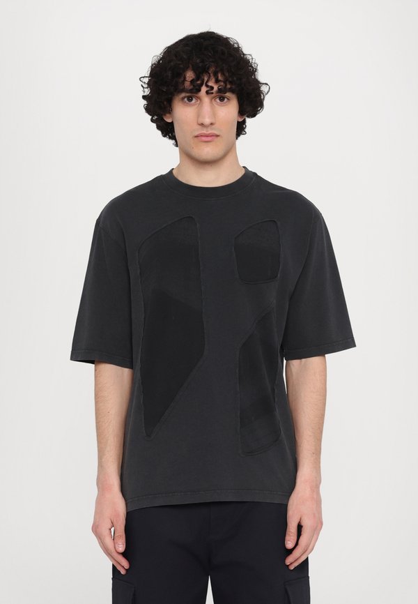 MODULE - Print T-shirt