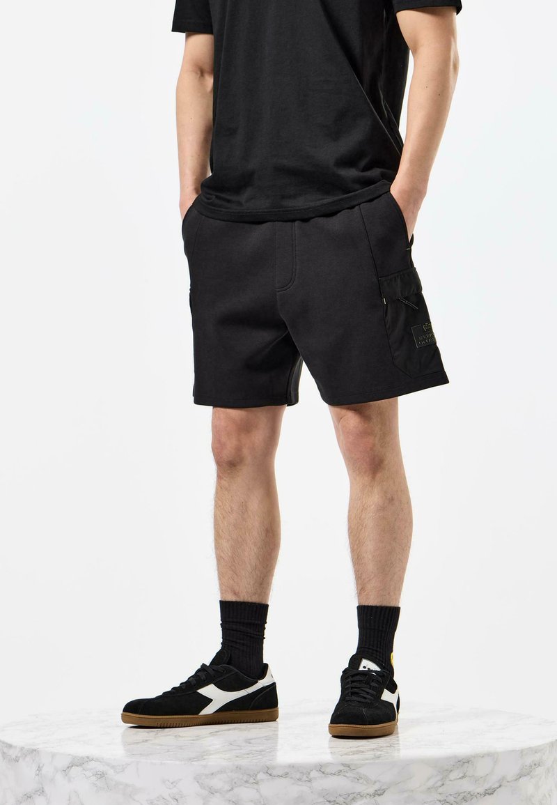 Weekend Offender CALETA OVERLAY - Pantaloni de trening - black