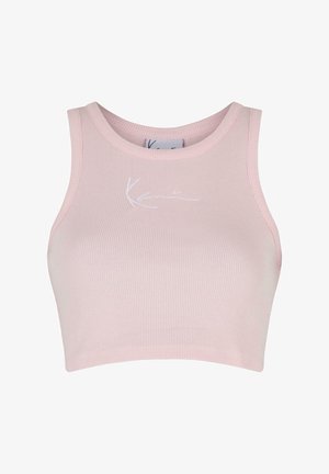 Top corto de canalé en rosa claro con cuello redondo y diseño sin mangas. Detalle notable de logo en blanco en la parte delantera. Tela suave y elástica.