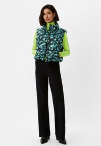 comma casual identity ROLLKRAGEN - Langarmshirt - limettengrün