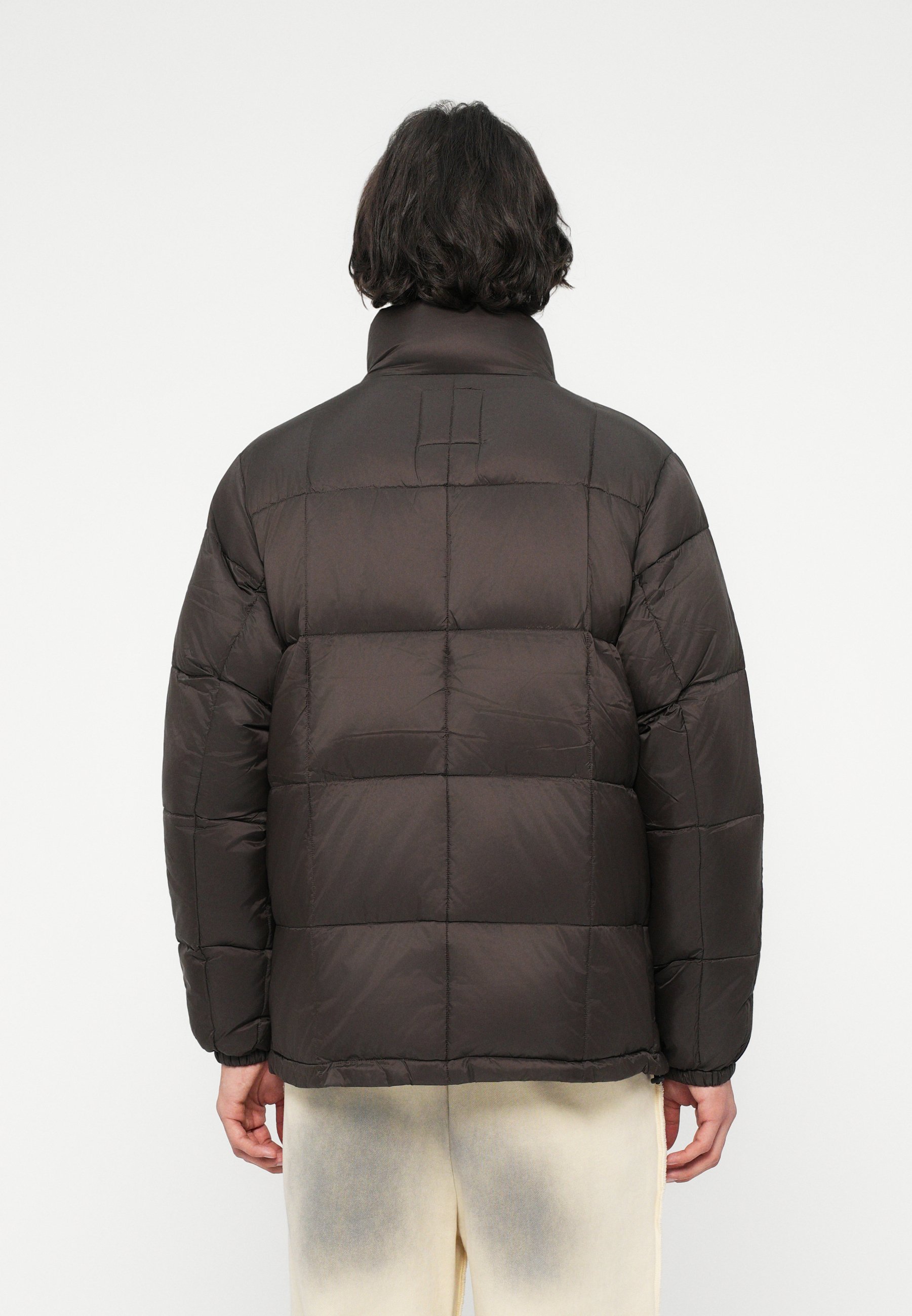 TAION MOUNTAIN VOLUME JACKET UNISEX - Down jacket - choco/dark