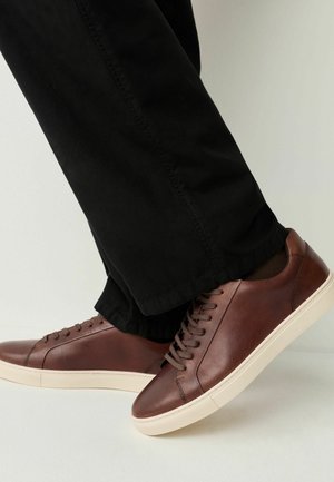 Next, Sneaker low - tan brown