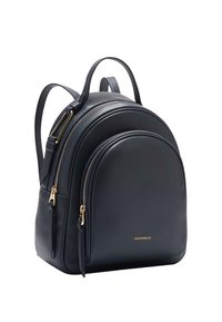 Kožený batoh v námořnické modři s hladkým povrchem, zaobleným tvarem, dvěma předními kapsami na zip a zlatými akcenty hardwaru.