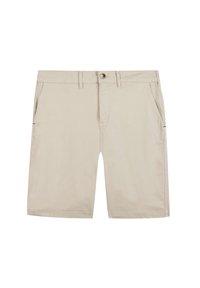 Pantalones cortos de algodón beige con cierre de botón, trabillas para cinturón, dos bolsillos laterales y un diseño de pierna recta. Textura suave con acentos mínimos.