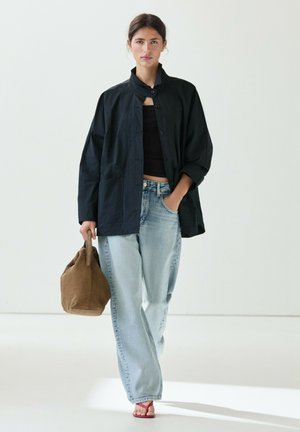 Massimo Dutti, JACKET WITH BUTTONED COLLAR STRAP - Kurzmantel - dark blue