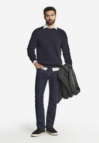 Falconeri ROUND NECK - Stickad tröja - blau navy blue