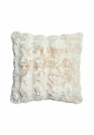 Weiches, rechteckiges Kissen, bedeckt mit flauschigem, cremefarbenem Kunstfell mit leicht unregelmäßiger Textur.