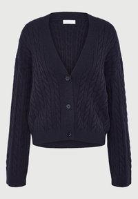 Mørkeblå kabel-strikket cardigan med lange ermer, V-hals, tre frontknapper og ribbestrikkede mansjetter og nederkant.