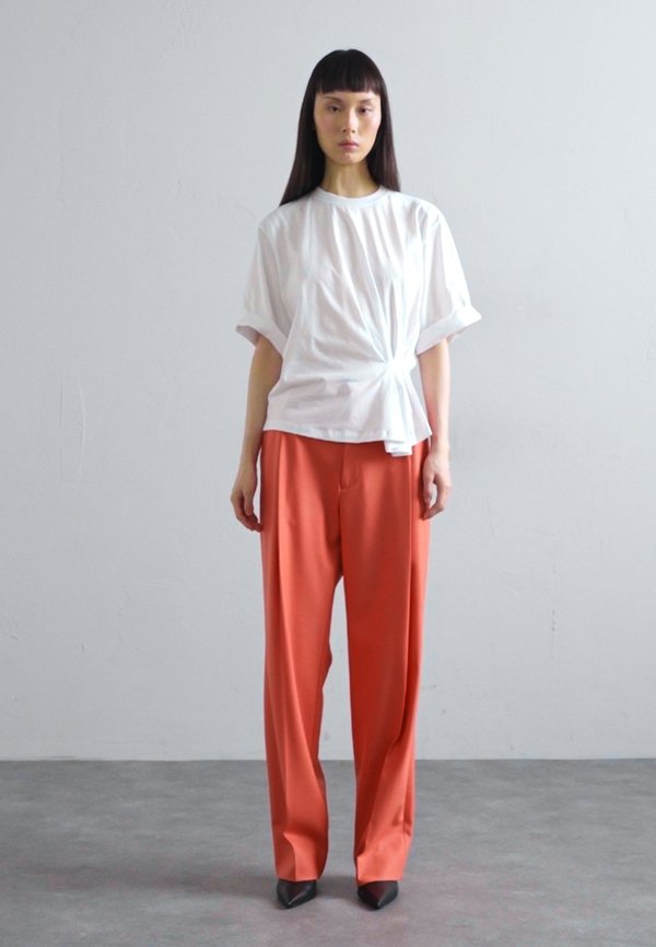 GATHER DETAIL TEE - Basic T-shirt3