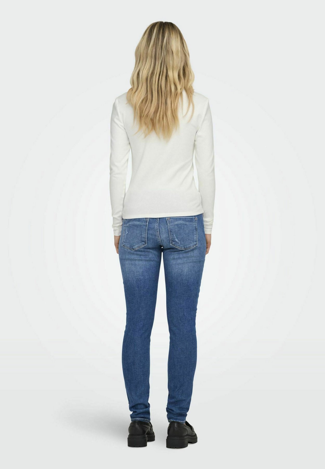 ONLRILEY O-NECK L/S TOP JRS NOOS