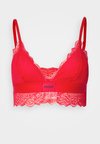 PADDED - Triangel BH - bright red