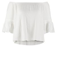 Top bianco off-the-shoulder realizzato in tessuto morbido e testurizzato. Presenta maniche svasate e dettagli sottili lungo le cuciture delle spalle.