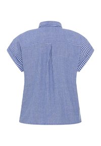 Blusa a maniche corte blu e bianca a righe con colletto a banda, caratterizzata da una piega sul retro e una vestibilità rilassata e ampia.