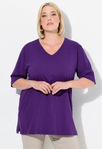 Ulla Popken PLUS SIZE V-NECK TEE  - T-Shirt basic - deep violet