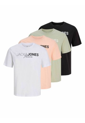 Fire kortærmede crewneck-T-shirts i hvid, fersken, lysegrøn og sort, hver med "JACK & JONES Premium" trykt på fronten.