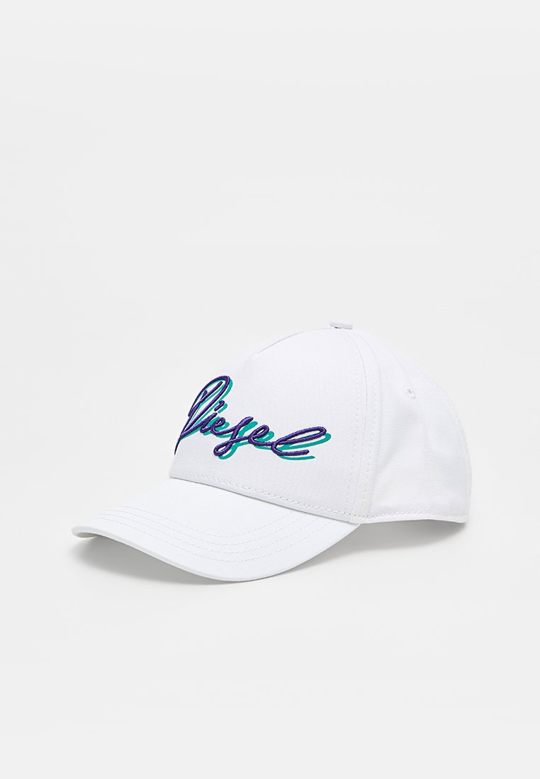 Weißes Baseballcap mit gebogenem Schirm, auf der Vorderseite mit mehrfarbiger "Diesel"-Stickerei in Schreibschrift. Aus Baumwollmaterial.