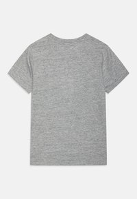 Champion GRAPHIC CREWNECK UNISEX - Majica kratkih rukava s printom - grey