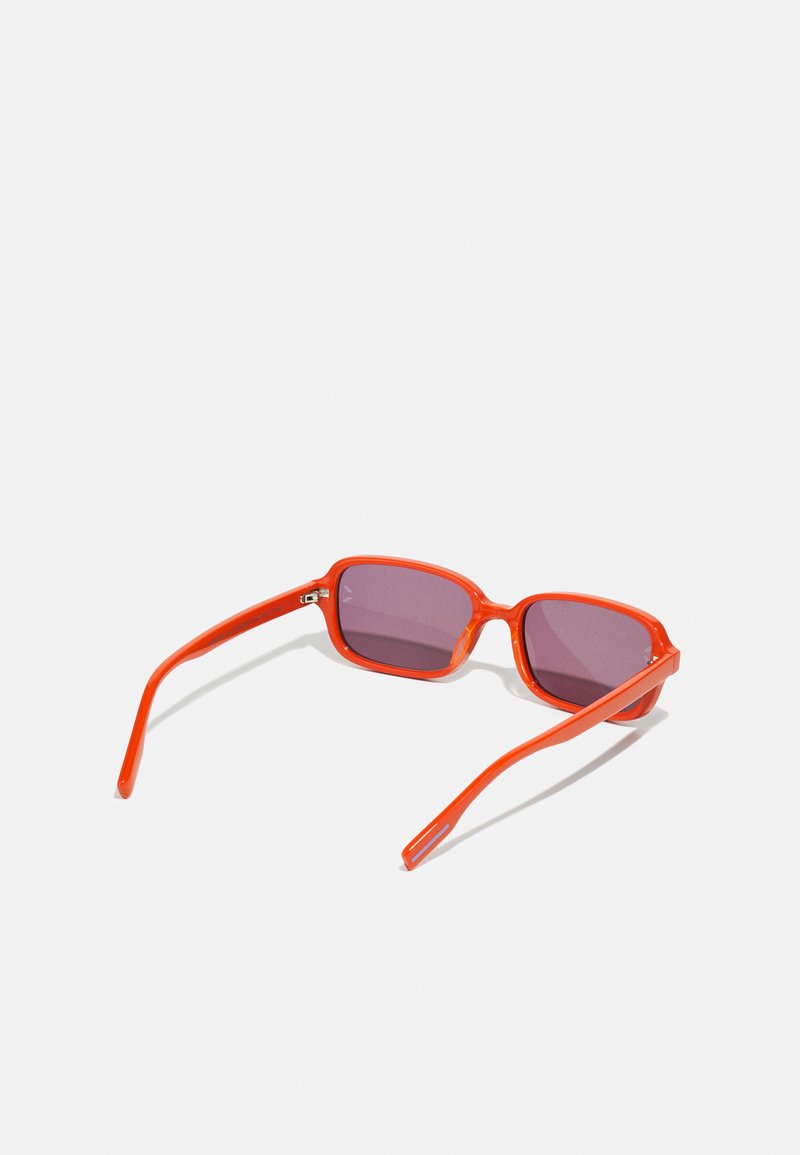 Herren Mützen, Hüte & Caps | McQ Alexander McQueen UNISEX Sonnenbrille orange/violet/orange - FI78598 Herren Mützen, Hüte & Caps | McQ Alexander McQueen UNISEX Sonnenbrille orange/violet/orange - FI78598