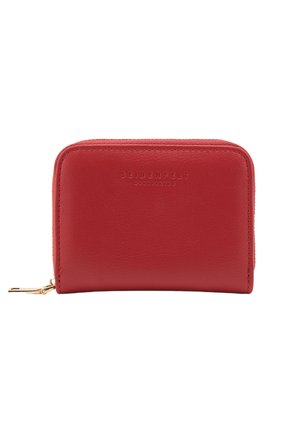 Compact red leather wallet with gold zipper and embossed "Seidenfelt Manufaktur" logo on front.
