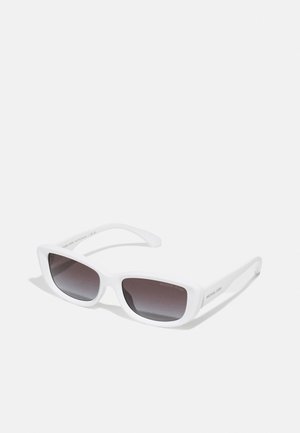 ASHEVILLE - Lunettes de soleil - optic white/dark grey gradient
