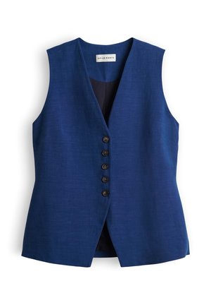 Ärmellose marineblaue Weste mit fünf schwarzen Knöpfen entlang der Vorderseite und V-Ausschnitt, innen am Kragen mit der Aufschrift "Opus Pants" versehen.
